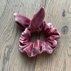 Pink velour bow scrunchie